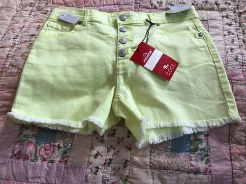 GIRLS JORDACHE JEANS SHORTS NEON GREEN CUTOFFS 4 BUTTON UNFINISHED HEM NWT 16+