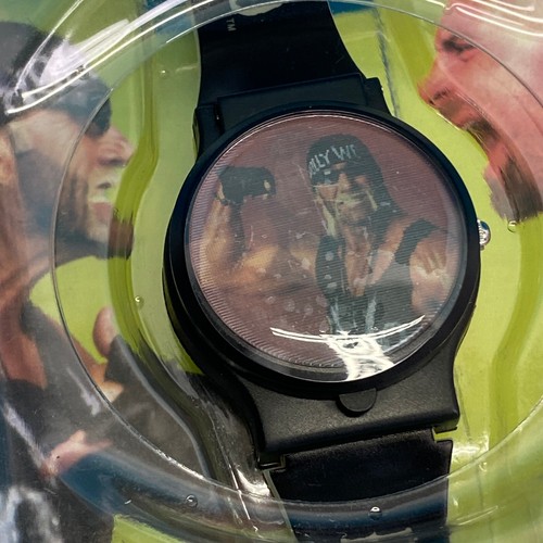 Rare 1999 WCW NWO Hollywood Hulk Hogan Flip Top Digital Wrist Watch NEW - Picture 3 of 6