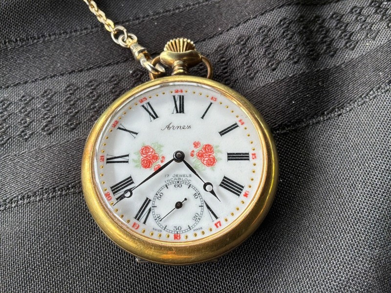 Arnex 17 Swiss Jewels Mechanical Gold Tone  Pocket Watch