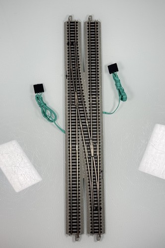 Bachmann 44875 Escala N E-Z Pista #6 Mano Izquierda Crossover Powered Tren Pista 1 pieza | Zustand: Used