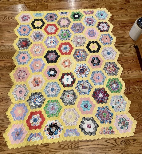Vintage Hand Stitched Grandmothers Garden Quilt TOP 72”x 56” Great Fabric Prints