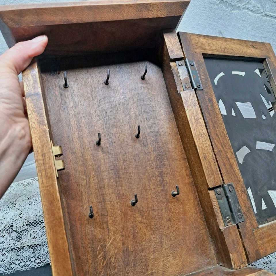 De Colección Pier One Madera Y Metal ELEFANTE Llave Independiente o Joyero Gabinete Como Está Foto 4 de 4
