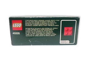 New Sealed LEGO 40205 Little Elf Helpers