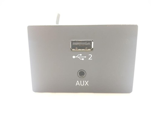 2021 AUDI Q2 USB PORT 8V0035708 - Picture 6 of 8