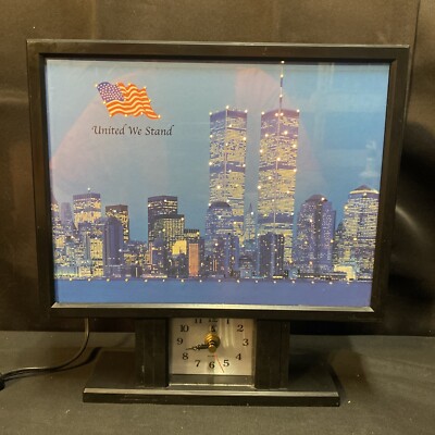 New York Twin Towers Midtown Color Changing Lighted Landscape Clock Working