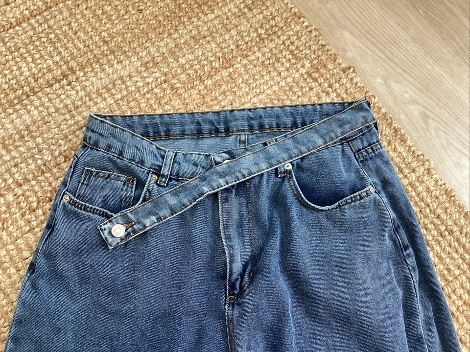 Jean large ZARA taille 42 bleu très bon état - Photo 2/4