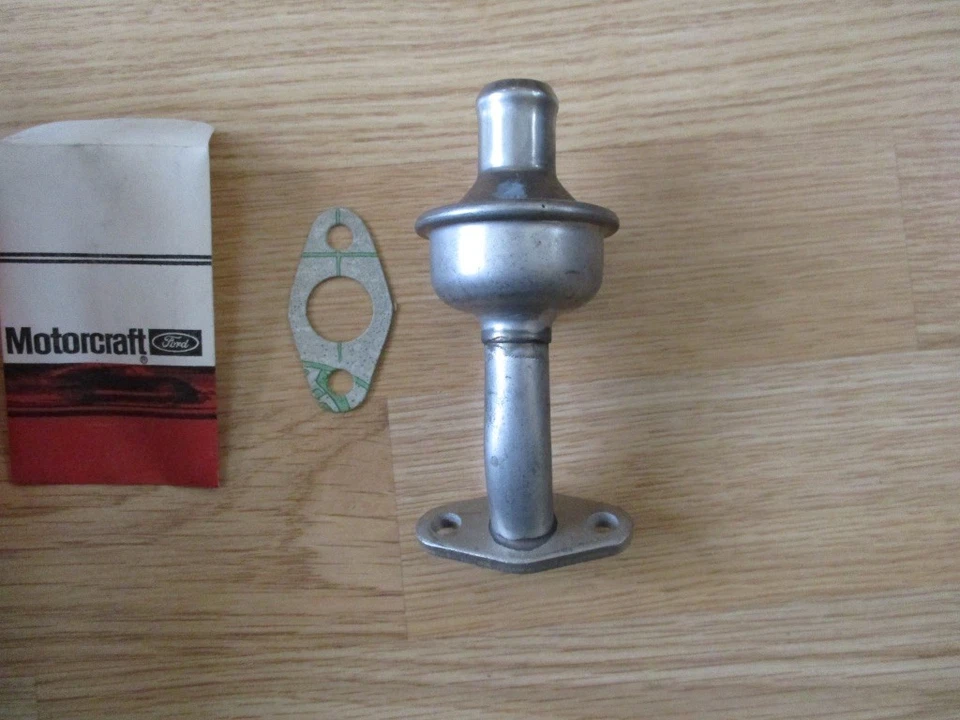 Ford F100 1982 83 3,8 L válvula de retención secundaria de inyección de aire Motorcraft CX-676-A Foto 2 de 4