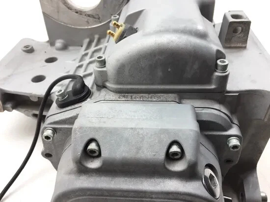 Harley-Davidson Softail Standard 2004 transmisión de 5 velocidades FXST 2916A Foto 2 de 4