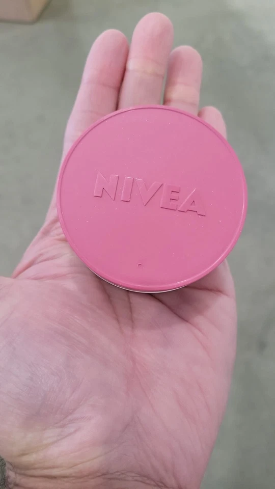 NIVEA Rose Care Gel Hidratante Crema Agua de Rosas Orgánica 50 ml Pack de 2 Foto 4 de 4