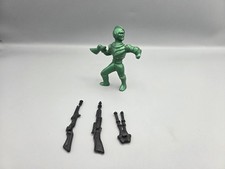 Vintage Archer SpaceMan w/Spaceman Martian Weapon Accessories War of the Worlds