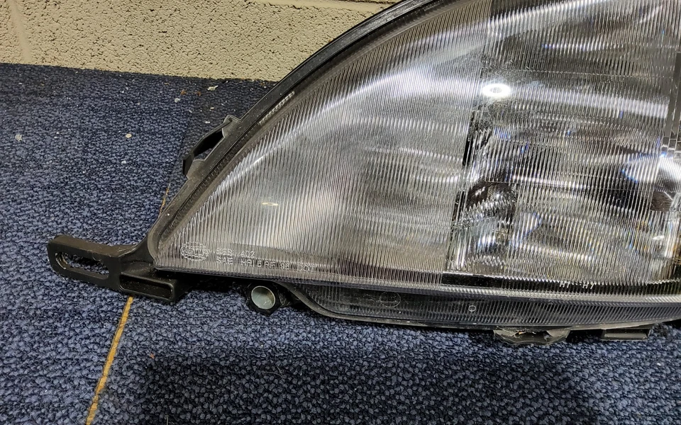 Faro lateral izquierdo (conductores) mercedes-benz clase ml320 1998-2001 Foto 2 de 4