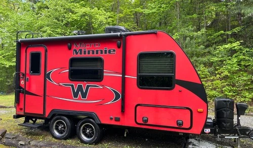 2019 Winnebago 1706FB Micro Minnie Immaculate RV Travel Trailer!