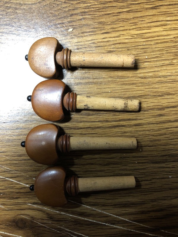 Boxwood Violin Pegs With Black Pips And Boxwood Collars