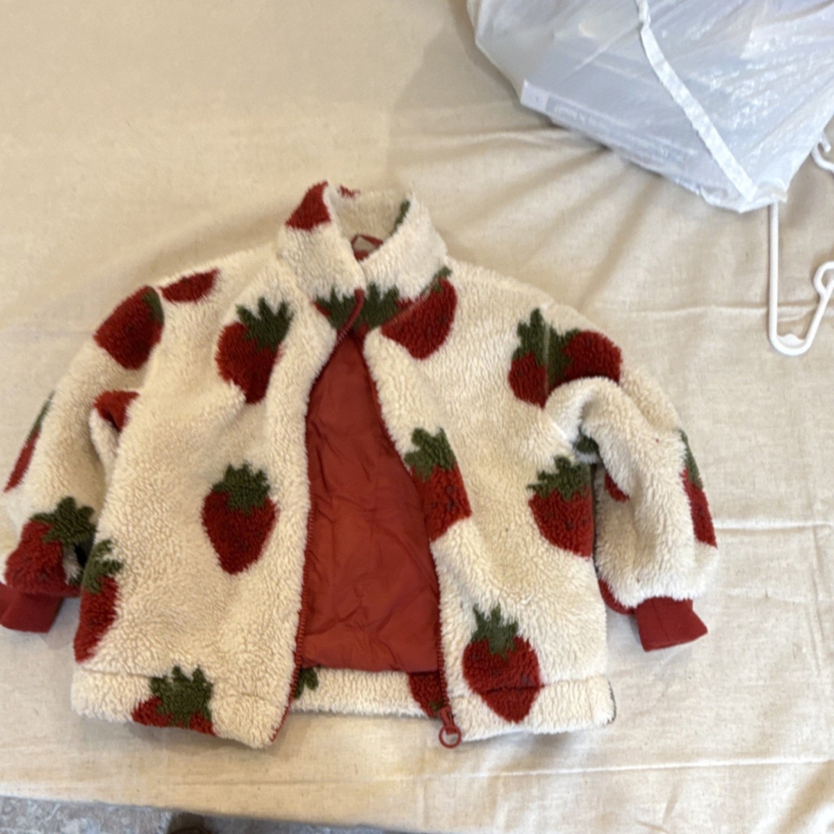 ZARA Girls Strawberry Fruit Print Fleece Hooded Zip Jacket Size 3
