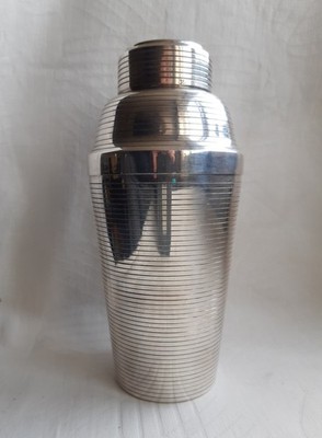 Cocktail Shaker Art Deco Carl Deffner gepunzt versilbert Top-Zustand