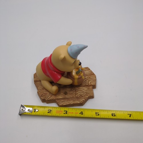 Disney Pooh and Friends "Hip, Hip Poohray For Birthdays" Figurine 4" Tall - Picture 5 of 6
