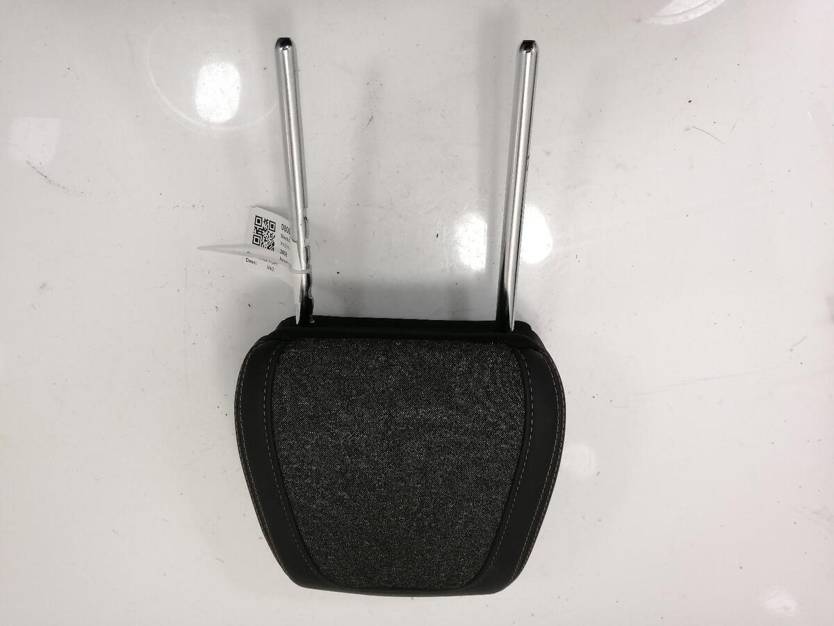 PEUGEOT 3008 MK2 FRONT HEAD REST RIGHT OFFSIDE 2016-2023  