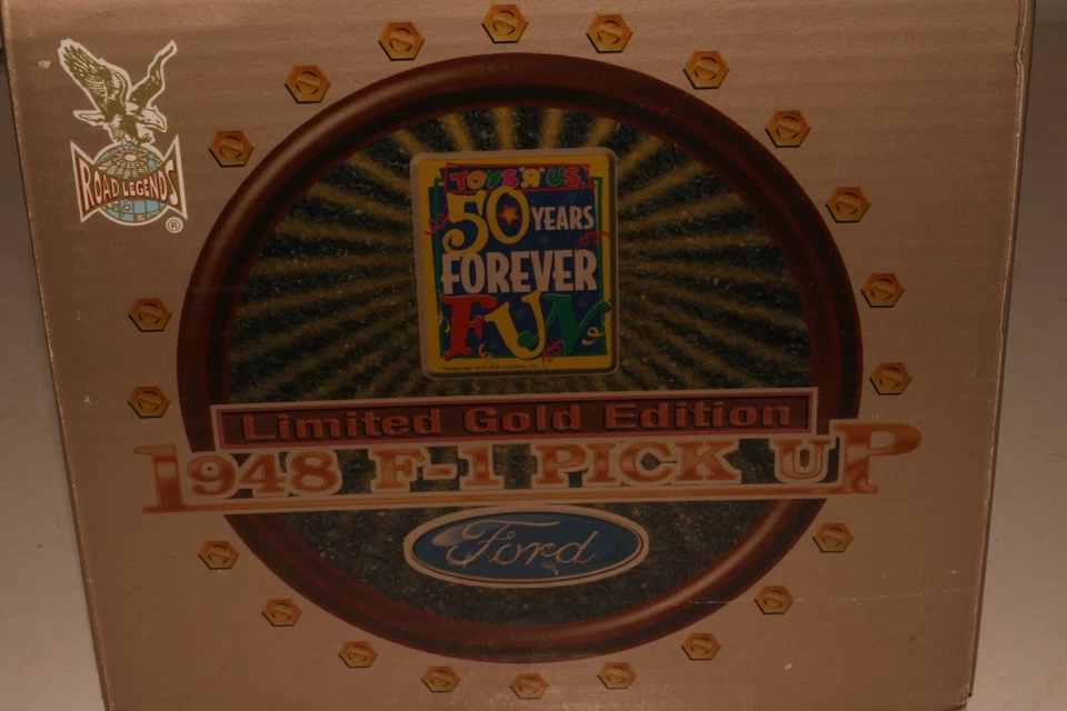 Camioneta Ford F-1 1948 Yat Ming Road Legends escala 1:18 diecast en caja, roja y negra Foto 4 de 4