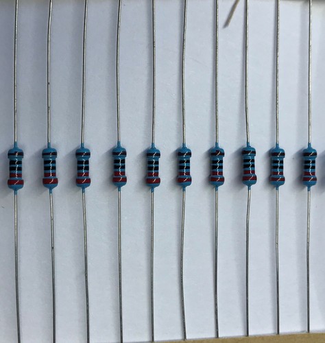 Metallfilmwiderstand 5 Band 1 % Toleranz 1/4 W Leistung 1 Ohm ~ 750 Ohm 1,4 W Leistung - Bild 51 von 66