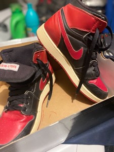 youth red jordans