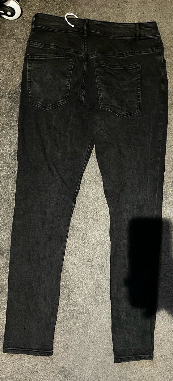 Picture 3 of 4