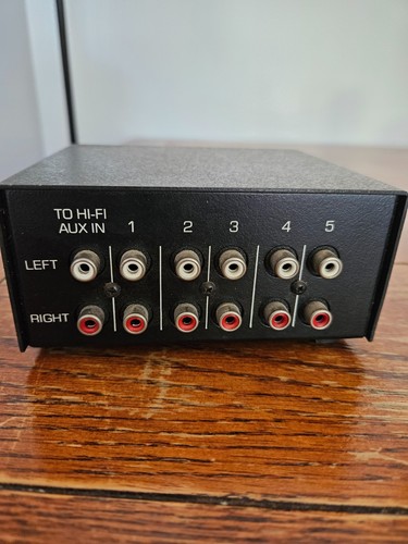 Niles Audio AXP-1 AUX Input Selector Switch. 1 Input 5 Outputs.  Tested - Bild 2 von 2