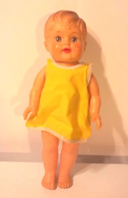 11Ã¢ÂÂ Vintage Antique Sweet Rubber Doll Toy with Smock (T8) (RK) - Image 1 of 3