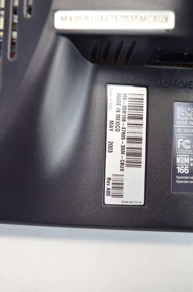 Vintage Dell 15" Monitor Black 1504FP LCD 1024 x 768 DVI VGA Grade A- - Image 4 of 4