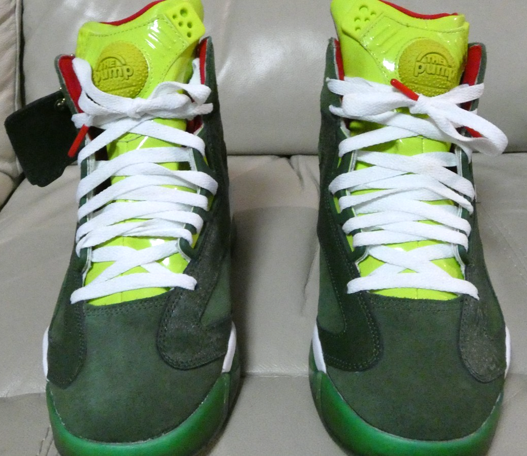 Size 8 - Reebok Shaq Attaq Ghost Of Christmas Present for sale
