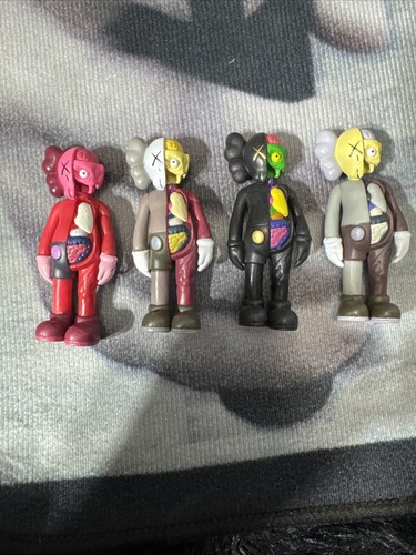 Companion Set of 4 Figures (10cm) NO BOX ✅ SHIPPED SAME DAY - Picture 2 of 2