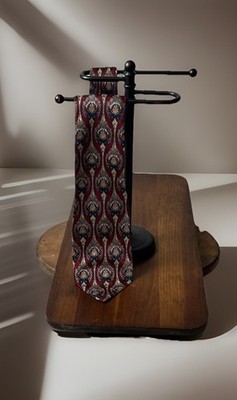 Vintage Amalfi Made In Italy Silk Necktie Burgundy Paisley Medallion 