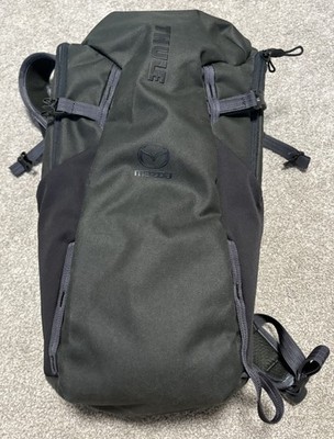 Thule AllTrail X 15L Obsidian EUC Company Logo Mazda W/ 1.0l Bladder