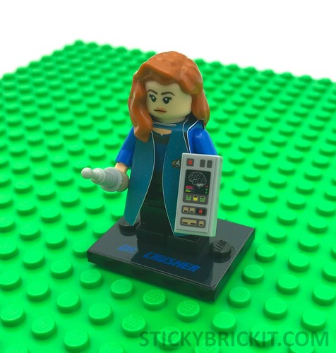 Custom Lego Star Trek Figures: Enterprise-D Bridge Crew + Free Sticker Option! - Picture 11 of 11