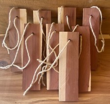 20 Aromatic Cedar Blocks For Clothes Storage / Moth Repellant / Air Freshener