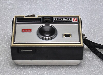 KODAK INSTAMATIC 154 FILM CAMERA VINTAGE IN CARRY CASE NICE FROM