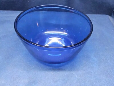 Vintage Anchor Hocking USA Cobalt Blue Glass Nesting Mixing Bowl