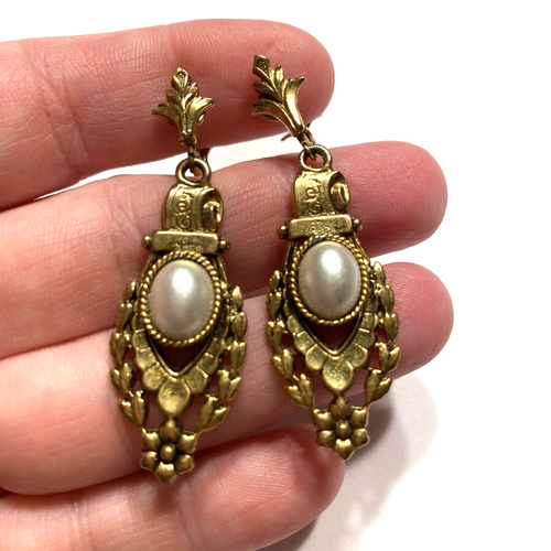 Vintage Dramatic Goldtone Faux Pearl Clip On Earrings Old Hollywood Dangle Drop - Picture 7 of 7