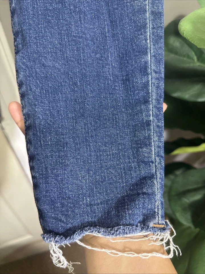 "Tobillo desgastado lavado medio/oscuro Kut From The Kloth para mujer talla 4 29"" entrepierna" Foto 2 de 4