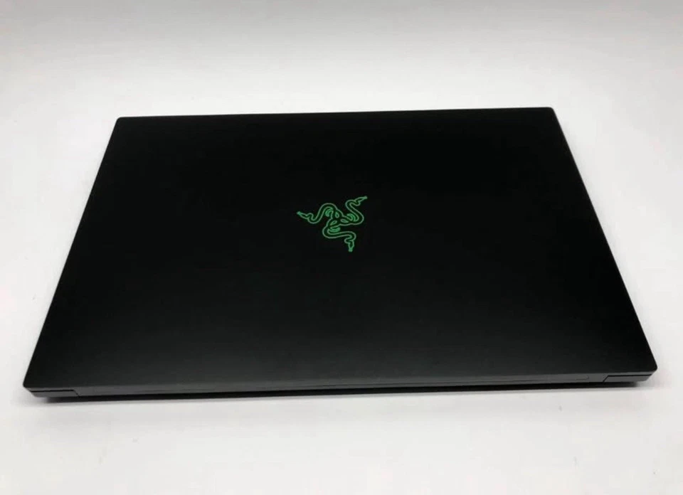 Portátil para juegos Razer Blade 15 Base 2021 i7-10750H RTX 3060 16GB 512GB SSD 144Hz Foto 4 de 4