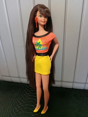 Beautiful 1993 Extra Long Shiny GLITTER HAIR Brunette Teresa BARBIE Doll Nice!