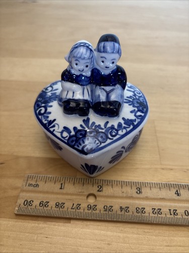 Delft Blue Trinket Heart Shaped Blue & White Porcelain Box Boy Girl - Picture 5 of 7