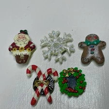 Vintage Ceramic Christmas Button Covers Set Santa Gingerbread Snowflake Wreath