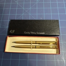 Vintage New Old Stock Garland Heirloom Gold Pen and Pencil Set. See Description.