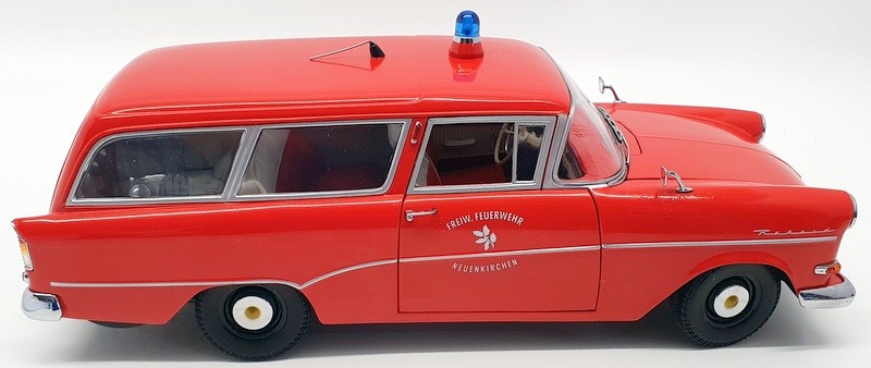 1/18 ミニチャンプス オペル Opel Rekord P1 Caravan Minichamps 1/18 Scale Model Car 180 043291 - Opel Rekord P1