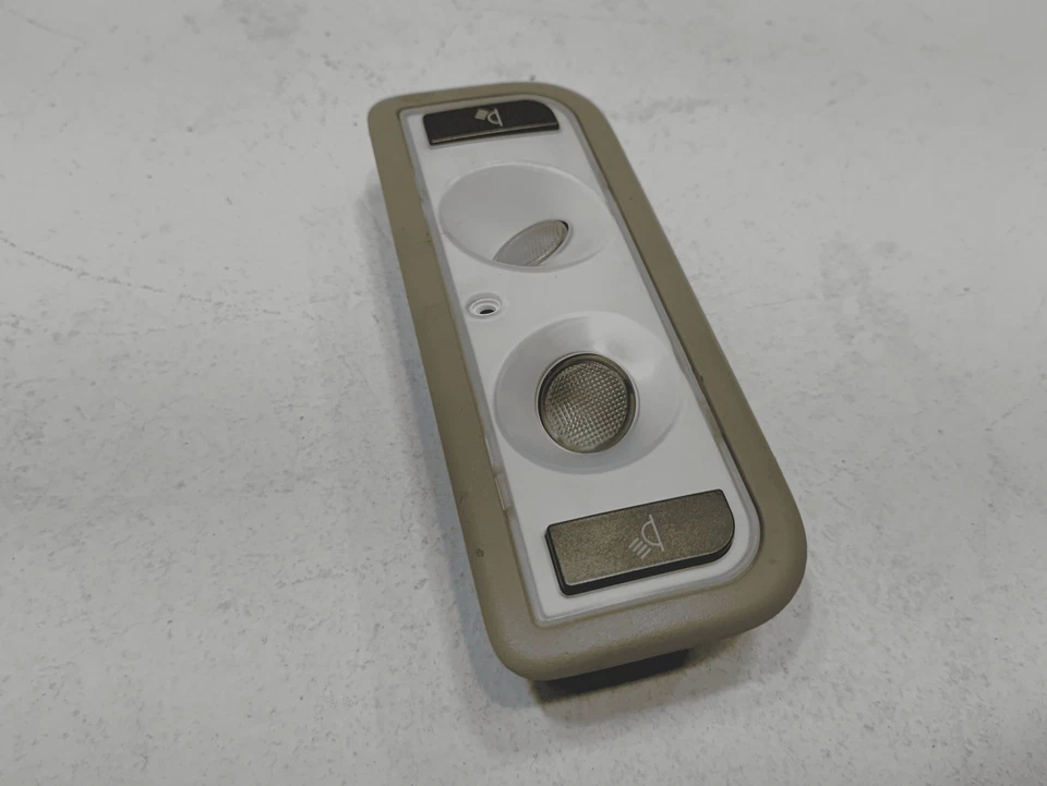 2015-2017年讴歌TLX后屋顶顶顶内部圆顶地图灯阅读灯原始设备制造商 — 第 4/4 张图片