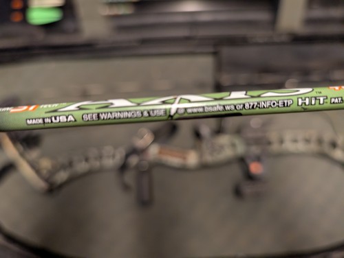 Archery Research (AR) Velocity RH Compound Bow - 70lb Peak Draw Weight With Case - Picture 4 of 19