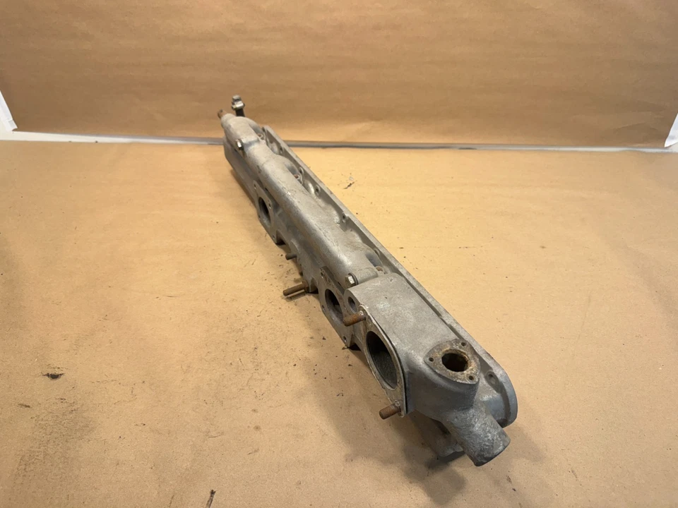 Coletor de admissão de carburador Jaguar XK150 duplo SU C14809A original fabricante de equipamento original - Imagem 3 de 4