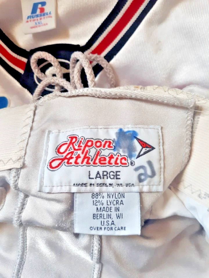 ** LOT ** (6) Game Worn Football Pants Georgia G  Bulldogs Style  - Изображение 3 из 4