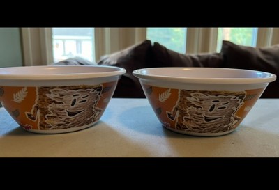 Set of 2 Kellogg s NEW Cereal Bowls Glow in the Dark Frosted Mini Wheats 2016