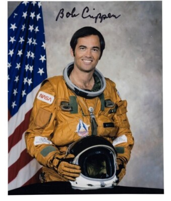 USA Autographed Photo (Robert) Bob Crippen NASA STS Missions Spacesuit Flag D252